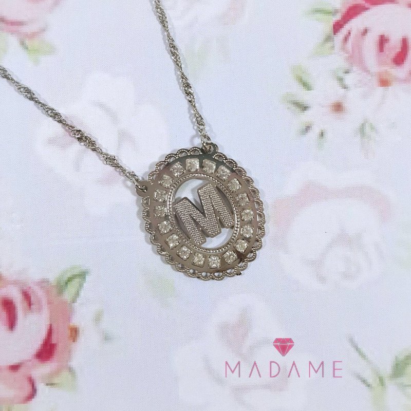 Correntinha prateada, letras com strass, várias opções# - REF C209
